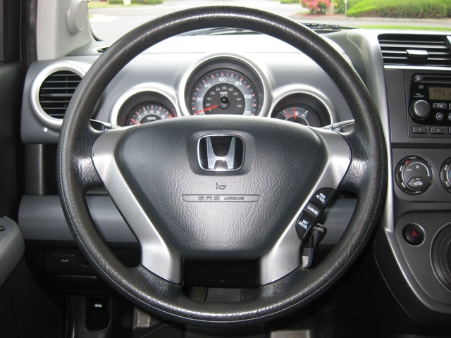 2004 Honda Element EX/ 4WD/ 5-Speed   - Photo 29 - Portland, OR 97217