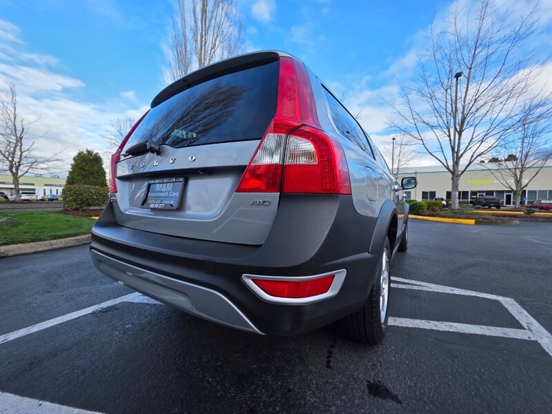 2013 Volvo XC70 3.2 Platinum 6-CYL Cross Country AWD 1-OWNER 80kmi / All Wheel Drive / LEATHER / BACK-UP CAM / SUNROOF / LOW MILES - Photo 10 - Portland, OR 97217