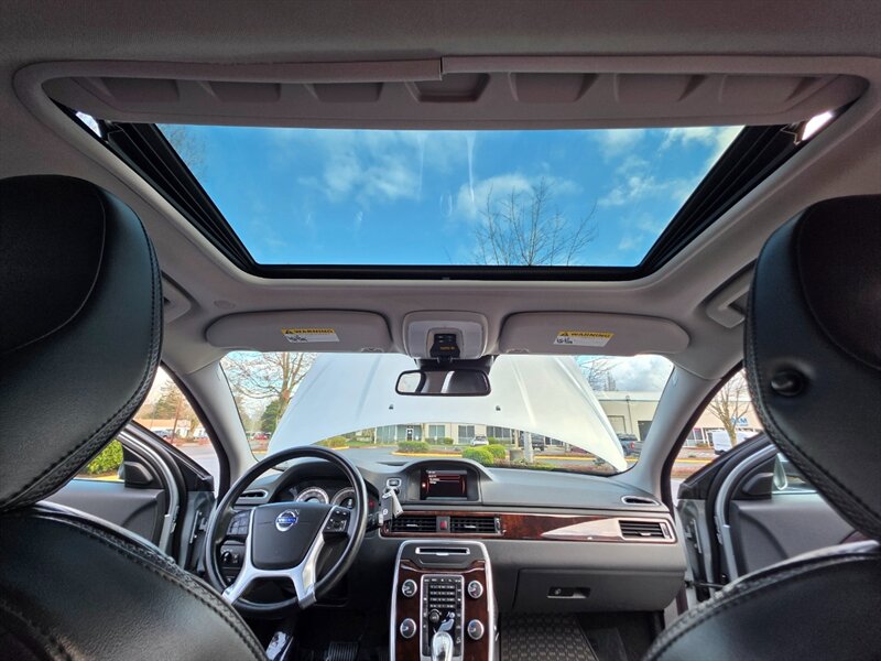 2013 Volvo XC70 3.2 Platinum 6-CYL Cross Country AWD 1-OWNER 80kmi / All Wheel Drive / LEATHER / BACK-UP CAM / SUNROOF / LOW MILES - Photo 17 - Portland, OR 97217