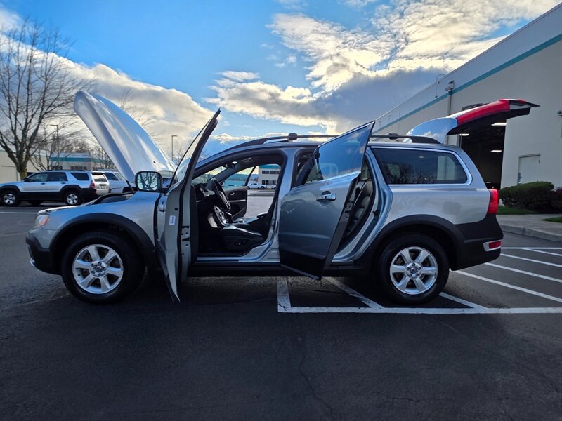 2013 Volvo XC70 3.2 Platinum 6-CYL Cross Country AWD 1-OWNER 80kmi / All Wheel Drive / LEATHER / BACK-UP CAM / SUNROOF / LOW MILES - Photo 19 - Portland, OR 97217