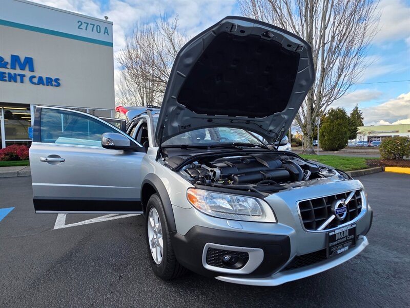 2013 Volvo XC70 3.2 Platinum 6-CYL Cross Country AWD 1-OWNER 80kmi / All Wheel Drive / LEATHER / BACK-UP CAM / SUNROOF / LOW MILES - Photo 24 - Portland, OR 97217