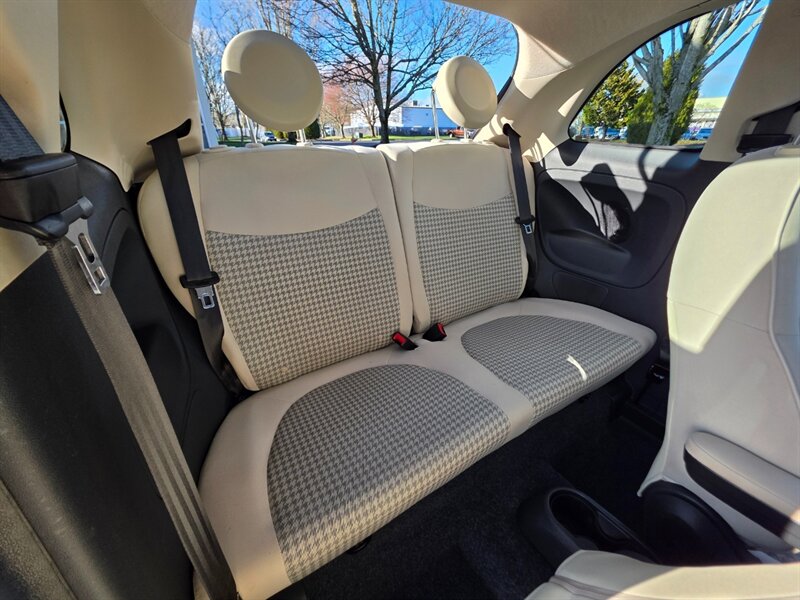 2018 FIAT 500 Pop HATCHBACK 2-DOOR/ 4-CYLINDER / TURBO CHARGED - Photo 16 - Portland, OR 97217