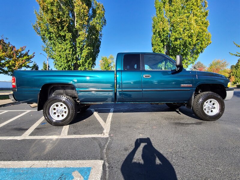 1999 Dodge Ram 2500 Laramie 4X4 / 5.9L CUMMINS DIESEL / LONG BED  / EXCELLENT CONDITION / LOTS OF RECORDS / LOCAL / NO RUST - Photo 4 - Portland, OR 97217