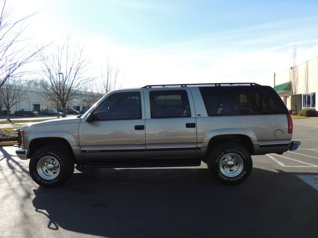 1999 Chevrolet Suburban K2500 LT/ 4x4/ 3rd seat/ Leather/ Excel Cond   - Photo 3 - Portland, OR 97217