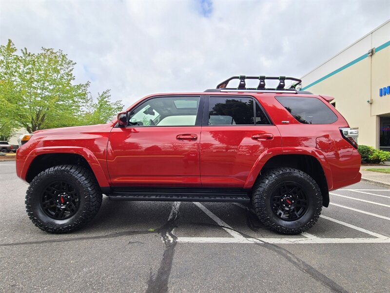 2020 Toyota 4Runner SR5 Premium 4X4 / LEATHER / 3RD SEAT / LIFTED  / NEW TRD WHEELS & TIRES / SUN ROOF / FACTORY WARRANTY - Photo 3 - Portland, OR 97217