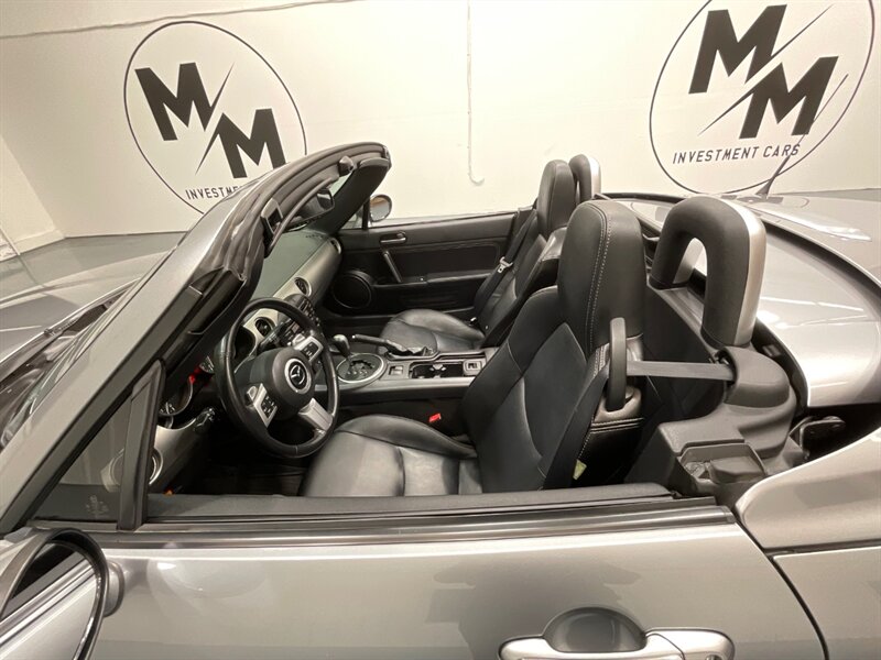 2011 Mazda MX-5 Miata Grand Touring Convertible Hard Top /  37,000 MILES  / Leather Heated Seats - Photo 47 - Gladstone, OR 97027