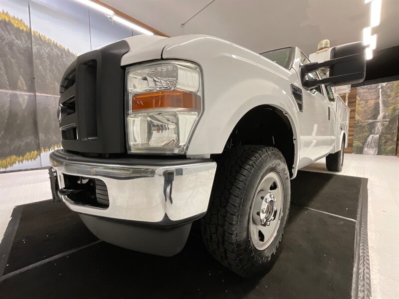 2009 Ford F-250 4x4 / 5.4L V8 / UTILITY BED / 45,000 MILES  /1-OWNER LOCAL OREGON TRUCK / RUST FREE - Photo 26 - Gladstone, OR 97027