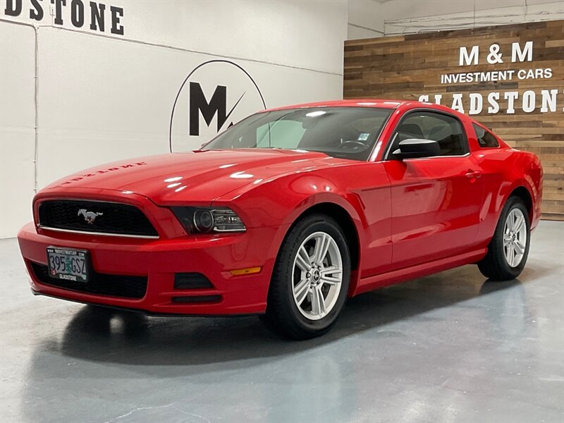 2014 Ford Mustang V6 Coupe 2Dr / V6 / 6-SPEED / 1-OWNER / 36K MILES  / Excel Cond - Photo 1 - Gladstone, OR 97027