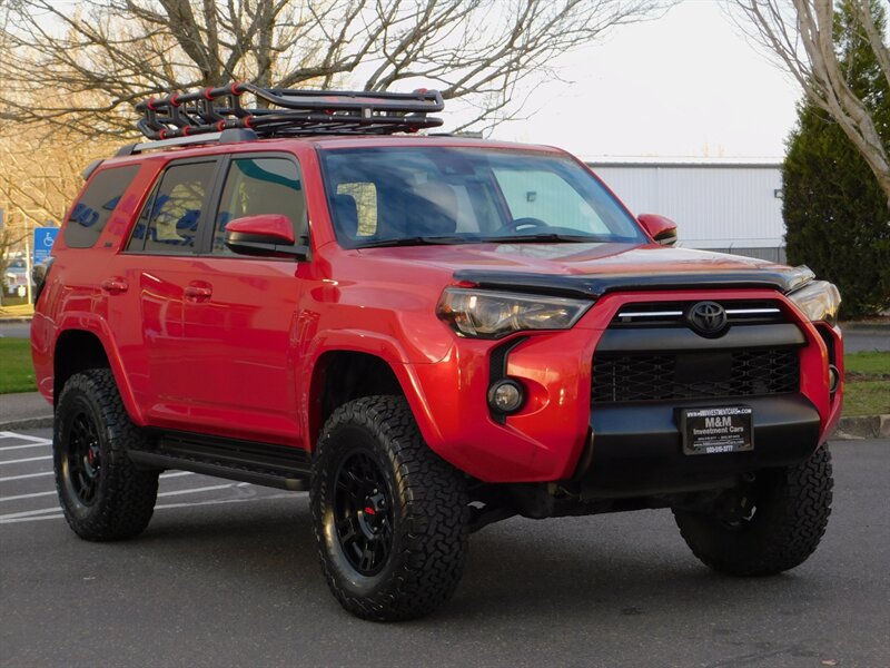 2020 Toyota 4Runner 4X4 TRD Premium UPGRADED / TRD Leather / LIFTED   - Photo 2 - Portland, OR 97217