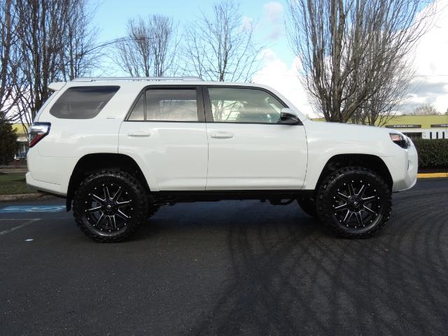 2015 Toyota 4Runner SR5 4WD / V6 / LIFTED !!   - Photo 4 - Portland, OR 97217