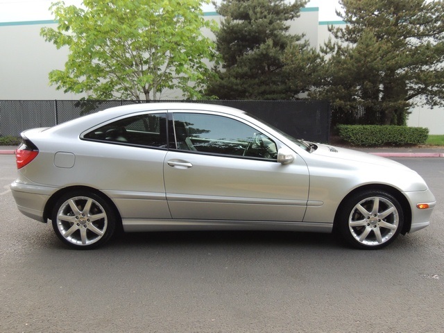 2002 Mercedes-Benz C230 Kompressor/ Leather/ Automatic / New Tires   - Photo 4 - Portland, OR 97217