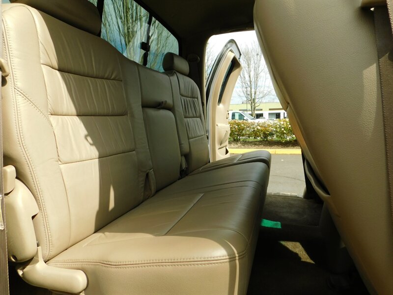 2001 Toyota Tundra LIMITED V8 4X4 / LIFTED / TIMING BELT REPLACED !! - Photo 15 - Portland, OR 97217