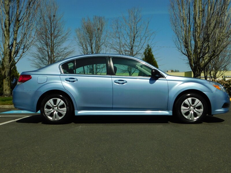 2010 Subaru Legacy 2.5i / Sedan / Automatic / NEW TIRES / 74,000 MILE   - Photo 4 - Portland, OR 97217