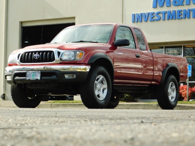 2004 Toyota Tacoma 2dr Xtracab / 4X4 / 5-SPEED MANUAL / LOW LOW MILES   - Photo 1 - Portland, OR 97217
