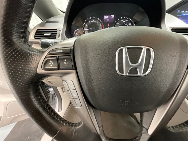 2016 Honda Odyssey EX-L MiniVan 8-Passenger / Leather Sunroof / LOCAL  / Excel Cond - Photo 41 - Gladstone, OR 97027