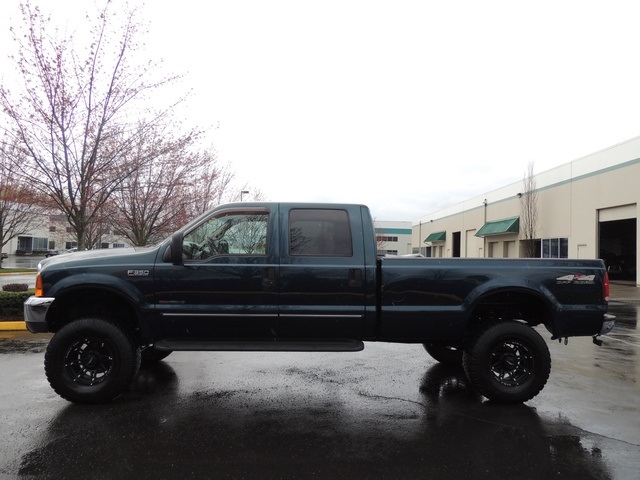 1999 Ford F-350 Super Duty Lariat /4X4/ 7.3L DIESEL/ LIFTED LIFTED   - Photo 3 - Portland, OR 97217
