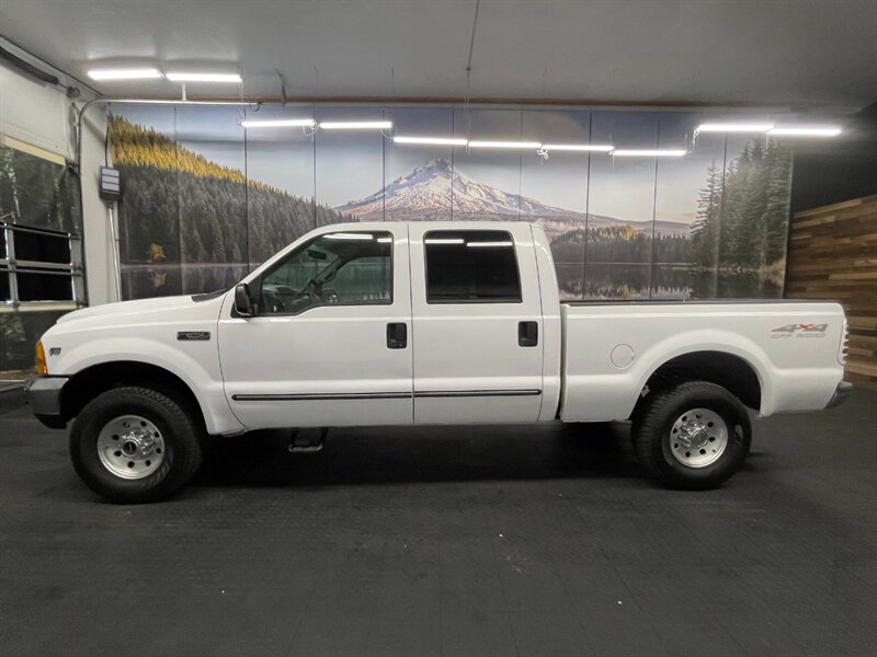 1999 Ford F-250 Super Duty XLT 4X4 / 6.8L V10 TRITON  SHORT BED / BRAND NEW TIRES / WARRANTY INCLUDED - Photo 2 - Gladstone, OR 97027