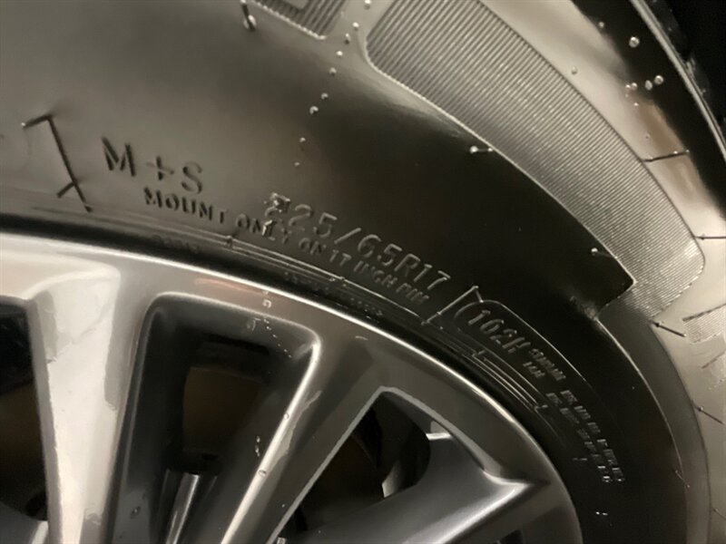 2019 Mazda CX-5 Touring Sport Utility AWD / Technology Pkg / Sunro  / Heated Seats / Backup Camera - Photo 36 - Gladstone, OR 97027