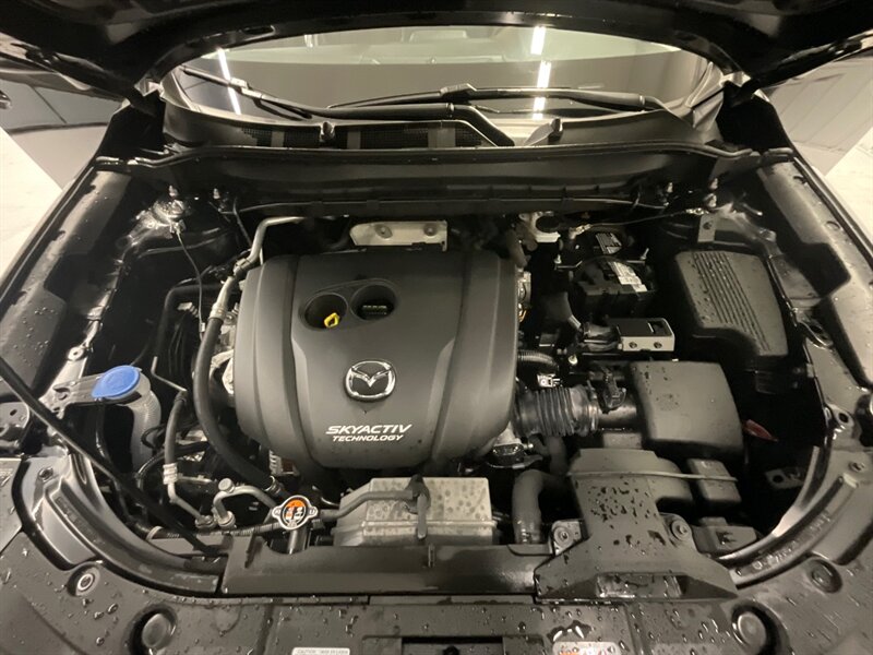 2019 Mazda CX-5 Touring Sport Utility AWD / Technology Pkg / Sunro  / Heated Seats / Backup Camera - Photo 33 - Gladstone, OR 97027