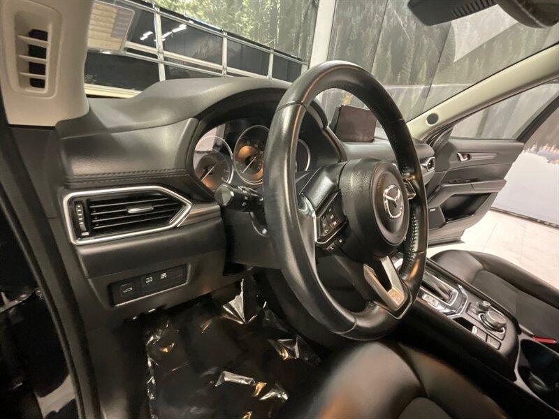 2019 Mazda CX-5 Touring Sport Utility AWD / Technology Pkg / Sunro  / Heated Seats / Backup Camera - Photo 14 - Gladstone, OR 97027