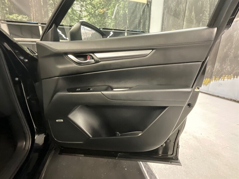 2019 Mazda CX-5 Touring Sport Utility AWD / Technology Pkg / Sunro  / Heated Seats / Backup Camera - Photo 38 - Gladstone, OR 97027