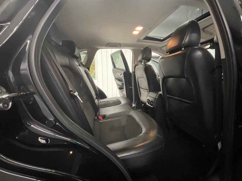 2019 Mazda CX-5 Touring Sport Utility AWD / Technology Pkg / Sunro  / Heated Seats / Backup Camera - Photo 11 - Gladstone, OR 97027