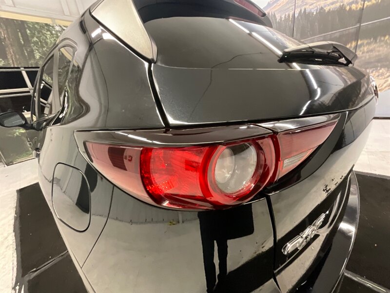 2019 Mazda CX-5 Touring Sport Utility AWD / Technology Pkg / Sunro  / Heated Seats / Backup Camera - Photo 28 - Gladstone, OR 97027