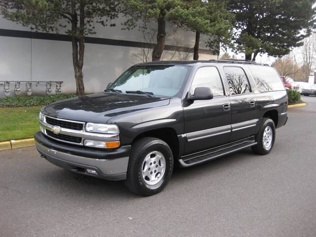 2004 Chevrolet Suburban 1500   - Photo 1 - Portland, OR 97217