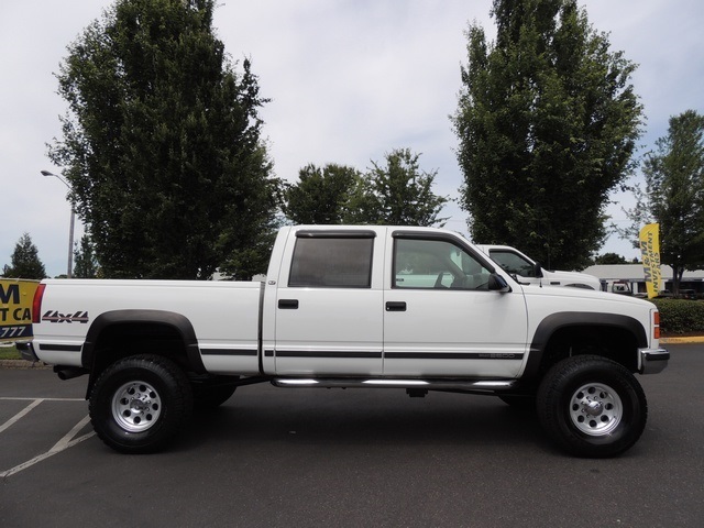 1999 GMC Sierra 2500 Crew Cab 7.4 Liter 4WD Lifted Leather   - Photo 4 - Portland, OR 97217