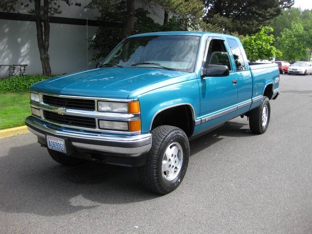 1995 Chevrolet K1500 Silverado   - Photo 1 - Portland, OR 97217