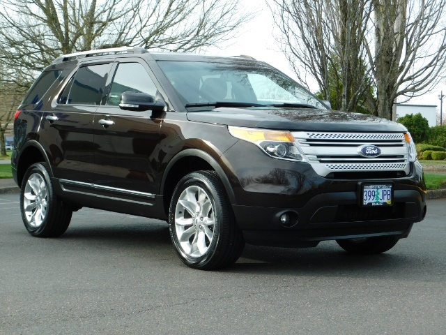 2013 Ford Explorer XLT / AWD / 3rd Seat / Leather/ Sunroof / Htd Seat   - Photo 2 - Portland, OR 97217