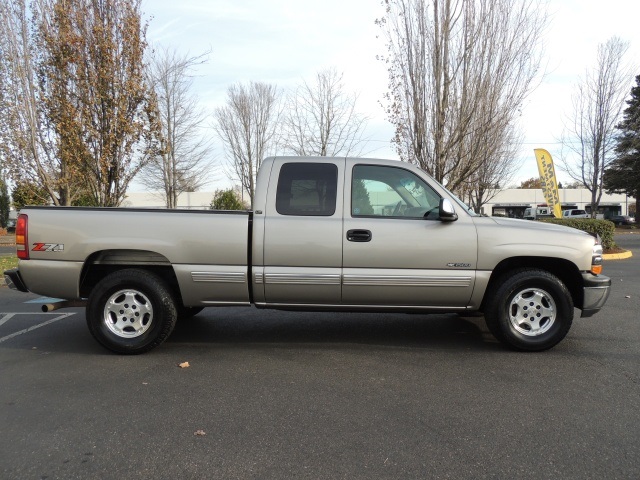 2000 Chevrolet Silverado 1500 LT / Extended Cab 4-DOOR / 4X4 / Leather / 1-Owner   - Photo 4 - Portland, OR 97217