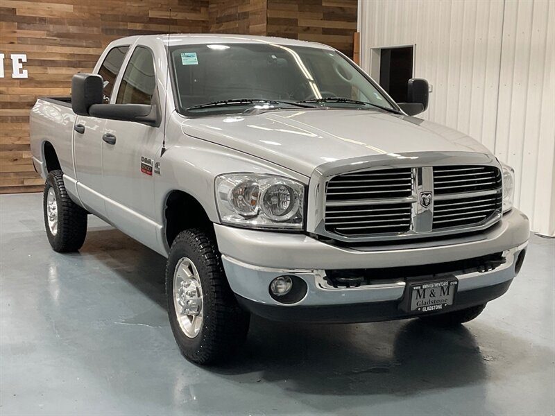 2009 Dodge Ram 2500 SLT BIG HORN 4X4 / 6.7L CUMMINS DIESEL /NEW TIRES  / SHORT BED / ZERO RUST / NEVERHAD A GOOSE NECK OR A FIFTH WHEEL INSTALLED