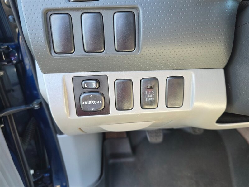 2007 Toyota Tacoma ACCESS CAB 4X4 / 5-SPEED MANUAL / 4-CYL / 4-CYL / 2.7 Liter / LONG BED / BRAND NEW TIRES / BRAND NEW LIFT - Photo 37 - Portland, OR 97217