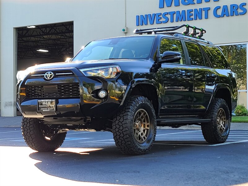 2020 Toyota 4Runner SR5 Premium 4X4 / LEATHER / 3RD SEAT / LIFTED  / NEW TRD WHEELS / NEW TIRES / SUN ROOF / FACTORY WARRANTY - Photo 62 - Portland, OR 97217