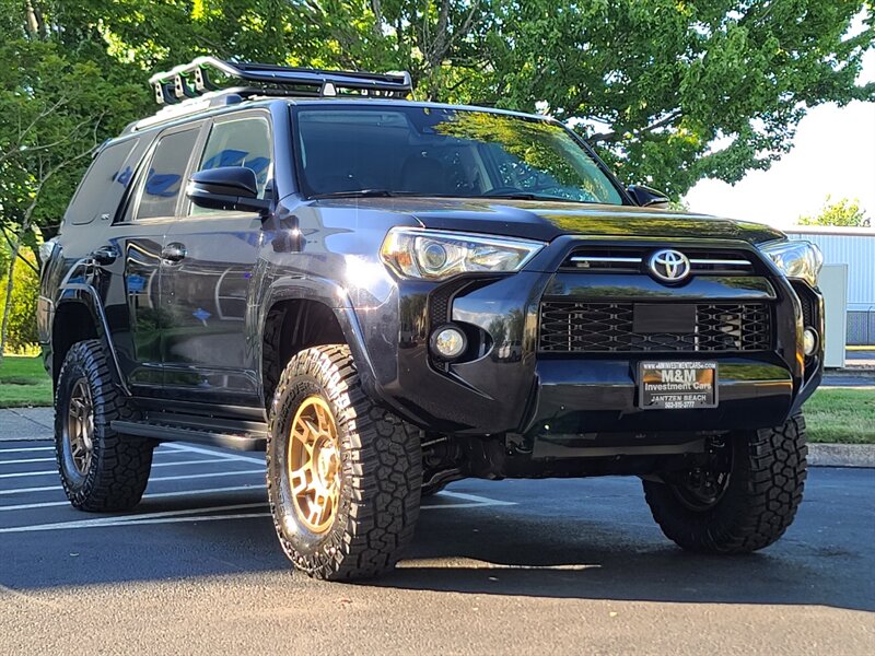 2020 Toyota 4Runner SR5 Premium 4X4 / LEATHER / 3RD SEAT / LIFTED  / NEW TRD WHEELS / NEW TIRES / SUN ROOF / FACTORY WARRANTY - Photo 69 - Portland, OR 97217