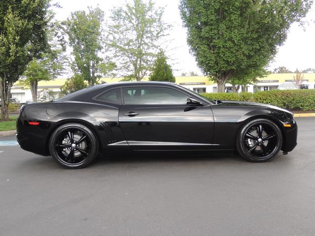 2013 Chevrolet Camaro LS / 6Cyl / 6-SPEED / ONLY 3000 MILES   - Photo 4 - Portland, OR 97217