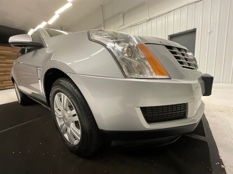 2015 Cadillac SRX Sport Utility / 3.6L V6 / Leather / NEW TIRES  / LOCAL OREGON SUV / Excel Cond / 88,000 MILES - Photo 9 - Gladstone, OR 97027