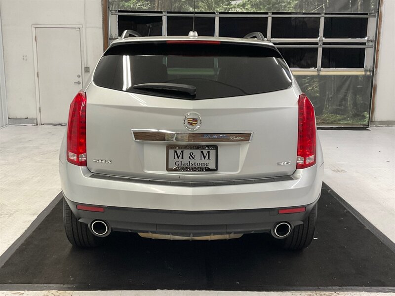 2015 Cadillac SRX Sport Utility / 3.6L V6 / Leather / NEW TIRES  / LOCAL OREGON SUV / Excel Cond / 88,000 MILES - Photo 6 - Gladstone, OR 97027