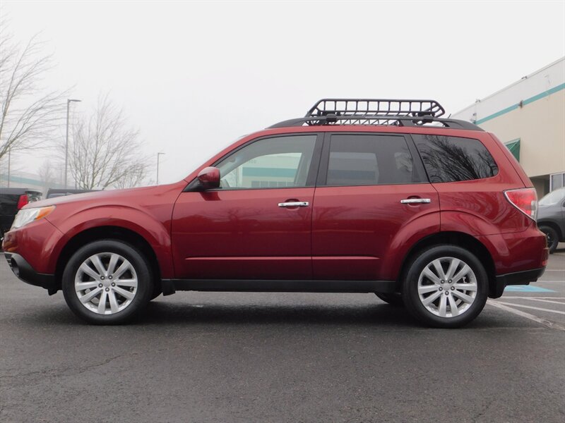 2012 Subaru Forester AWD NAVi / Heated Seats / Panoramic Roof / 1-OWNER   - Photo 3 - Portland, OR 97217