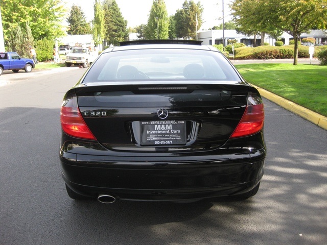 2003 Mercedes-Benz C320/ Sport Coupe/ Leather/Auto/Panoramic Sunroof   - Photo 4 - Portland, OR 97217