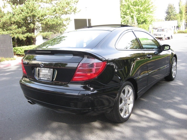 2003 Mercedes-Benz C320/ Sport Coupe/ Leather/Auto/Panoramic Sunroof   - Photo 5 - Portland, OR 97217