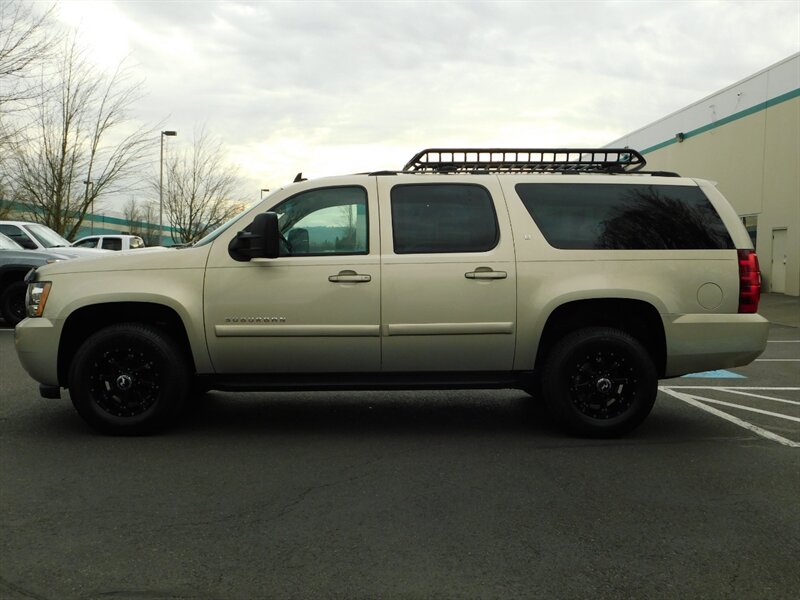 2007 Chevrolet Suburban LT 2500 4X4 / 3/4 TON/ Leather Navi DVD 3Rd Seat   - Photo 3 - Portland, OR 97217