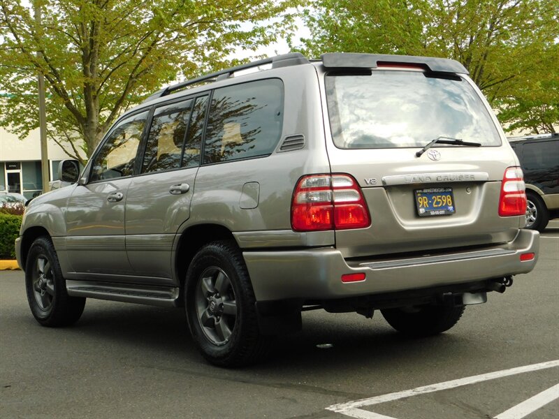 2003 Toyota Land Cruiser 4.7L 4X4 Center Diff / 2-Owner / Rare Find 117Kmil   - Photo 6 - Portland, OR 97217