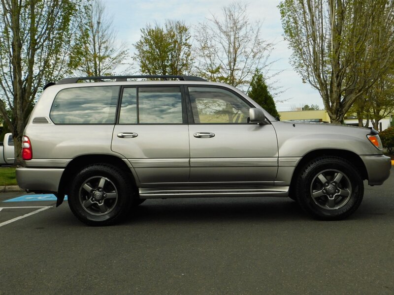 2003 Toyota Land Cruiser 4.7L 4X4 Center Diff / 2-Owner / Rare Find 117Kmil   - Photo 3 - Portland, OR 97217