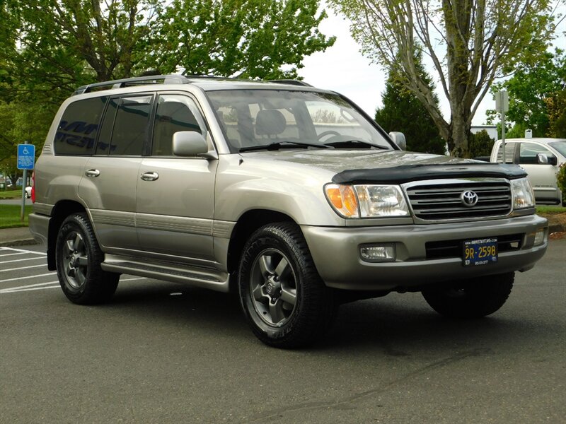 2003 Toyota Land Cruiser 4.7L 4X4 Center Diff / 2-Owner / Rare Find 117Kmil   - Photo 2 - Portland, OR 97217
