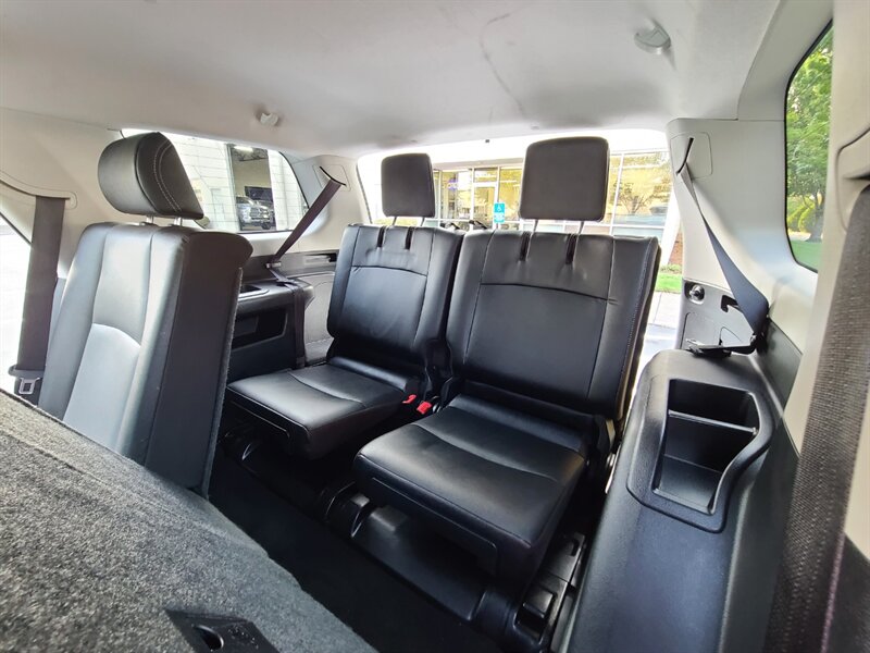 2020 Toyota 4Runner SR5 Premium / NEW TRD WHEELS / NEW TIRES / SUN ROOF / FACTORY WARRANTY - Photo 15 - Portland, OR 97217