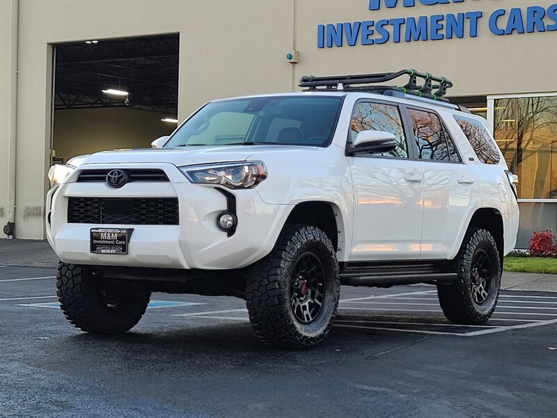 2020 Toyota 4Runner SR5 Premium / NEW TRD WHEELS / NEW TIRES / SUN ROOF / FACTORY WARRANTY - Photo 60 - Portland, OR 97217