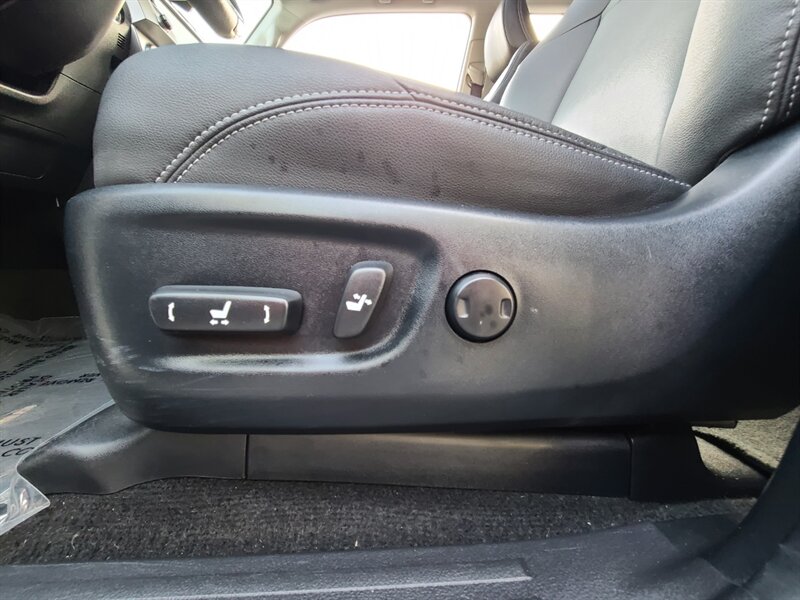 2020 Toyota 4Runner SR5 Premium / NEW TRD WHEELS / NEW TIRES / SUN ROOF / FACTORY WARRANTY - Photo 47 - Portland, OR 97217