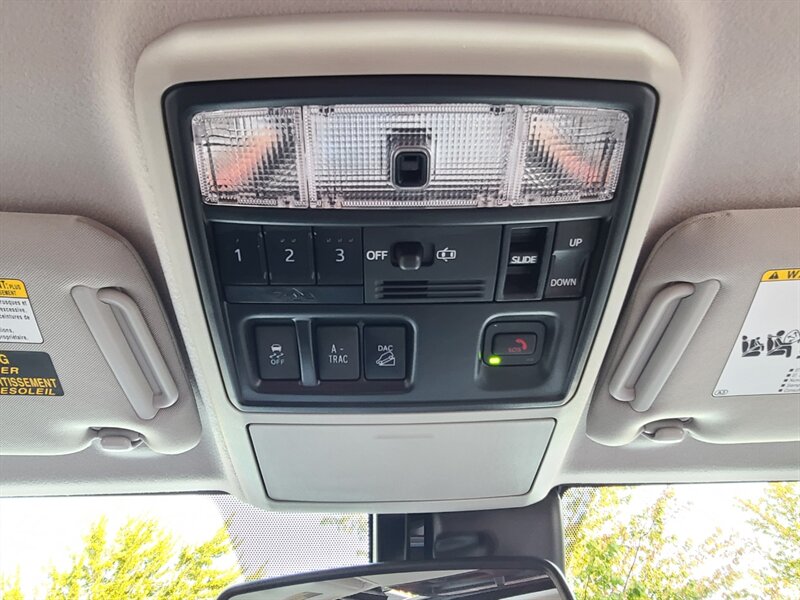 2020 Toyota 4Runner SR5 Premium / NEW TRD WHEELS / NEW TIRES / SUN ROOF / FACTORY WARRANTY - Photo 43 - Portland, OR 97217